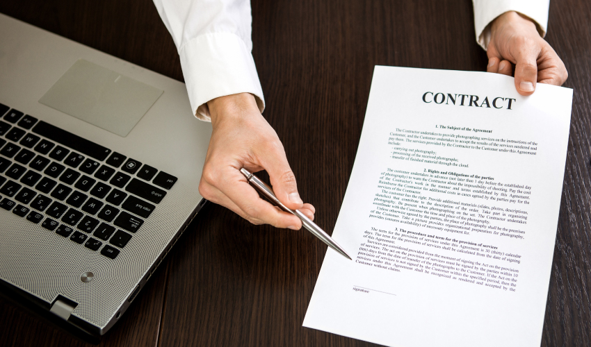 Rédaction de contrats commerciaux : bonnes pratiques